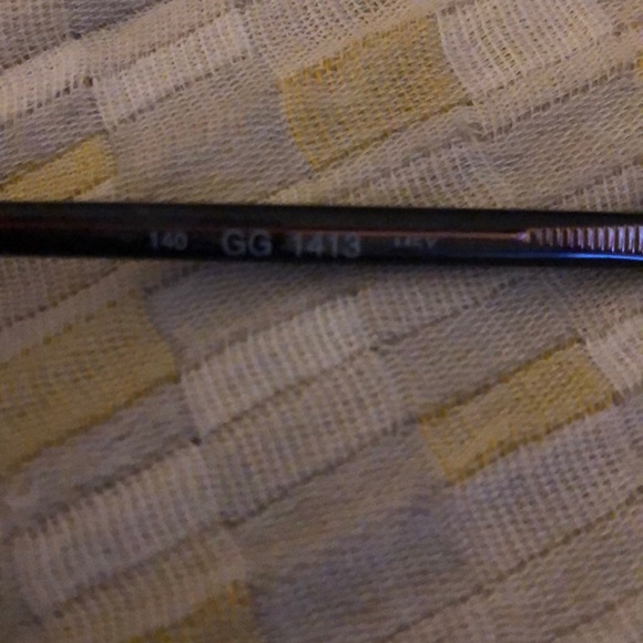 Glasses - Picture 4 of 4